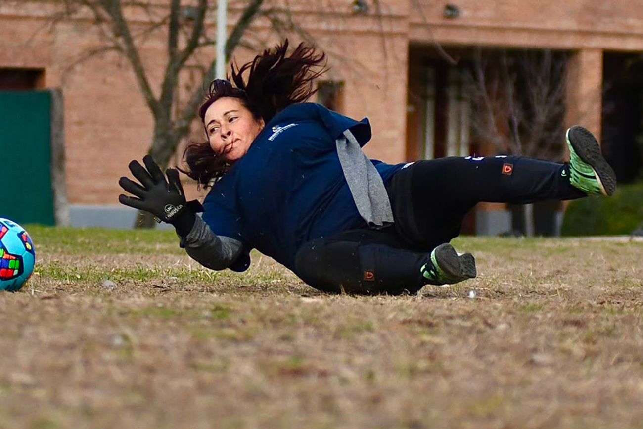 La riocuartense Laura Argüello, arquera de la Selección Argentina Femenina de Fútbol de Amputados.