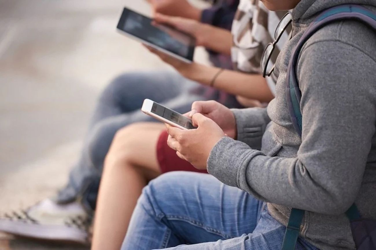 Alertan por el avance de las apuestas online en niños y adolescentes, en el contexto del Mundial.
