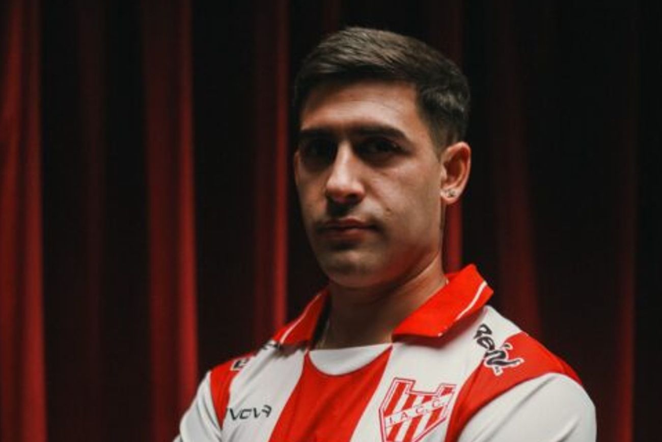 Franco Moyano, volante de Instituto.