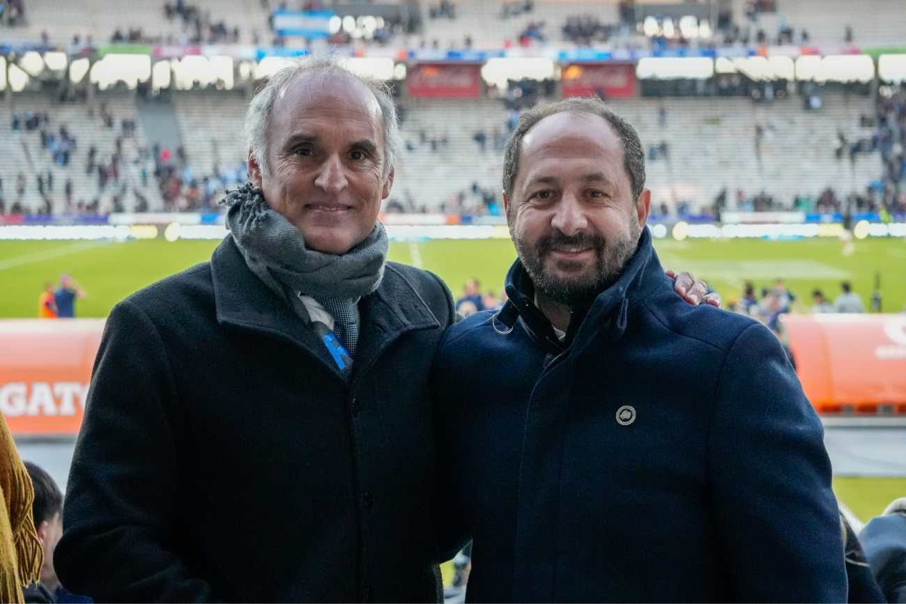 Félix Páez Molina, presidente de la UAR, y Fernado Pérez, presidente de la Unión Cordobesa de Rugby.