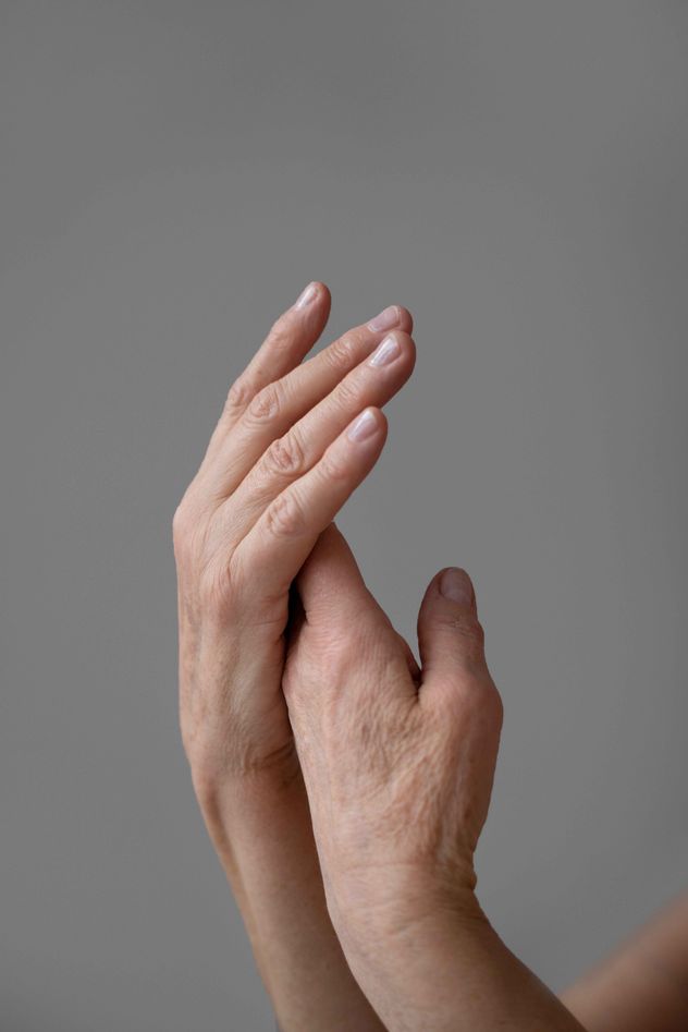 Cuánto crecen las uñas y en qué época lo hacen más. 