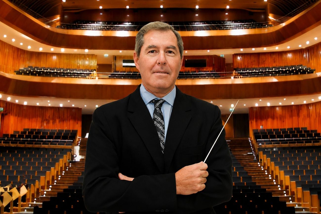Esteban Fernández, director de orquesta. 