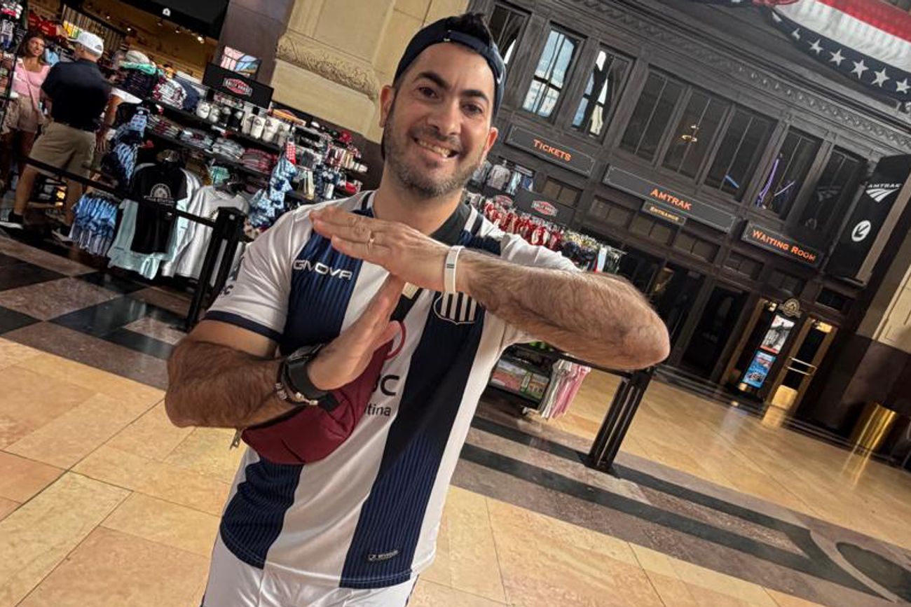 "Mi mujer me dijo: dejá todo y andá": la locura de un hincha de Talleres en Kansas City 