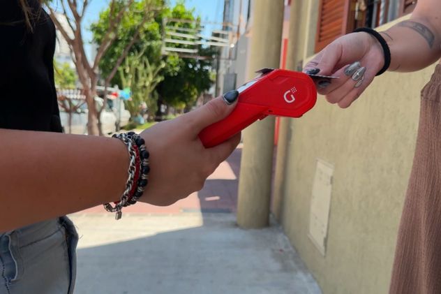 La compra a distancia gana espacio y pone el foco en la logística, la garantía y las condiciones de pago.