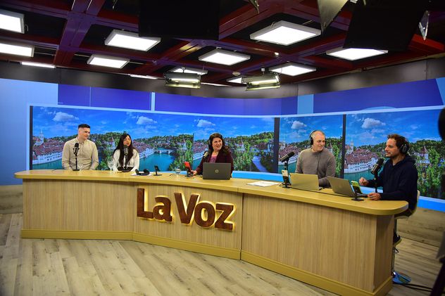 Benino Frischkpf y Lucía Sandoval, ella es peruana con nacionalidad Argentina y el es Suizo se conocieron por una aplicación.