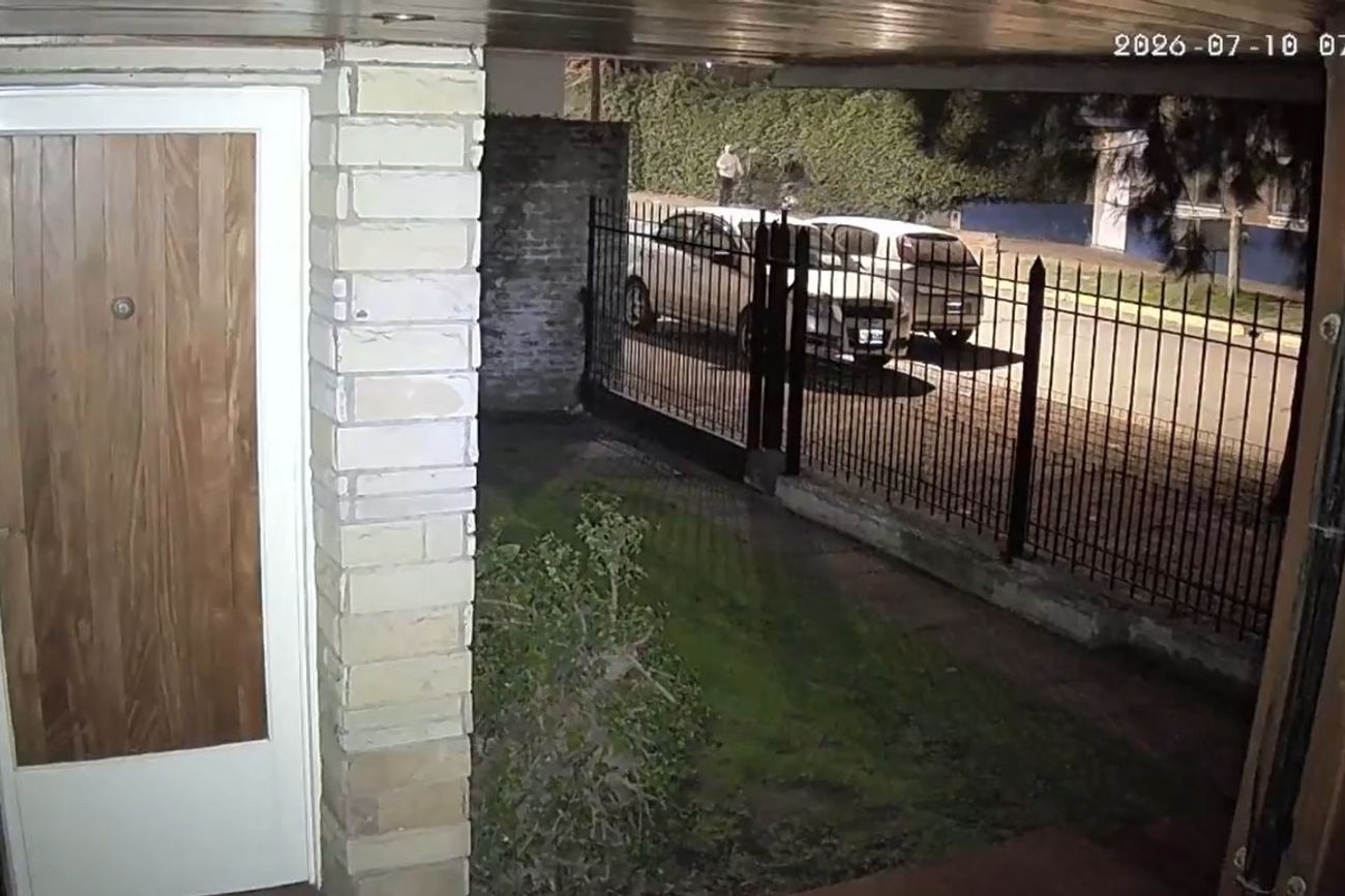 Un oficial de la Policía Federal mató a un presunto ladrón que quiso asaltarlo en Moreno.
