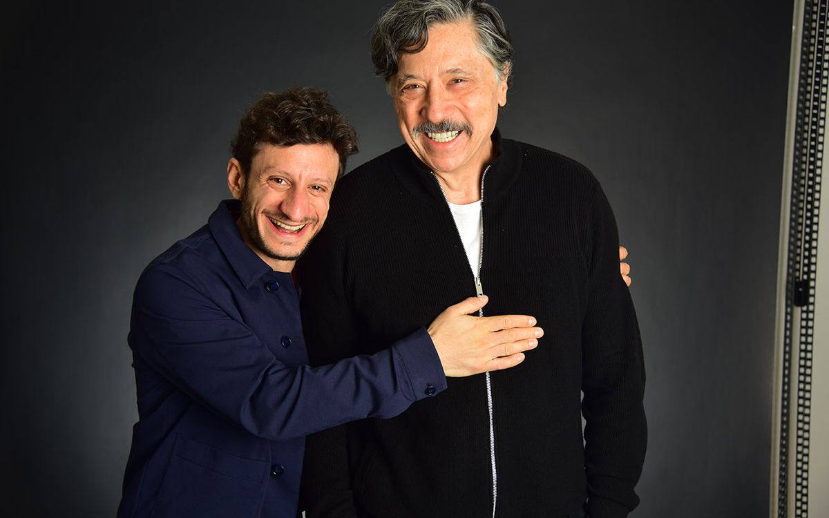 Carlos Bardem actor español y  Vicenzo Nemolato actor Italiano en el streaming de la Voz. 