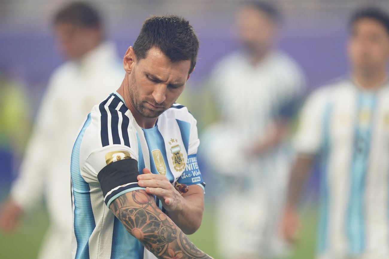 Lionel Messi, capitán de la selección argentina en el partido con Suiza por el Mundial.