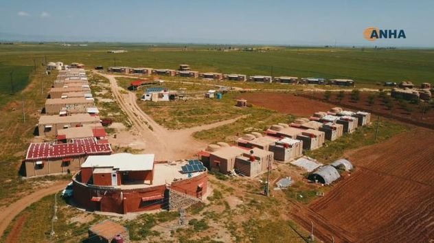 Jinwar, el pueblo de mujeres que apuesta por la vida sustentable y la autonomía