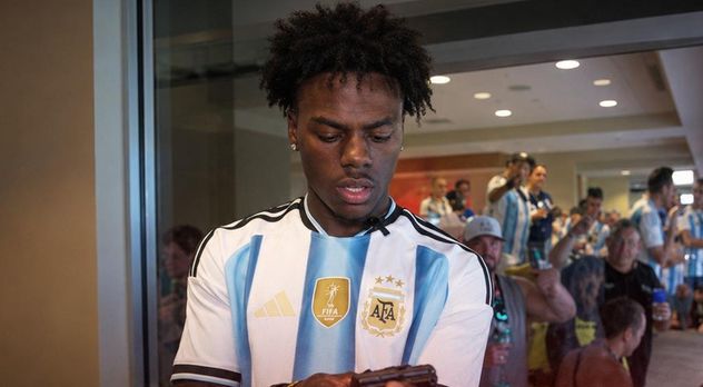Speed, influencer.