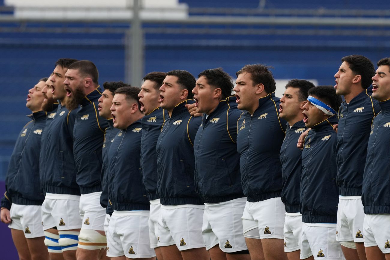 Los Pumas llegaron a Santiago del Estero de cara a su próximo compromiso ante Inglaterra