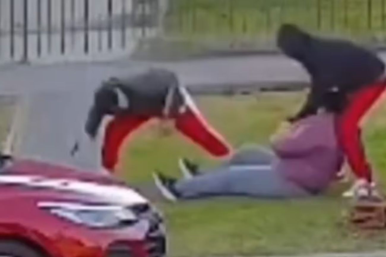 Violento robo en Quilmes: arrastraron a una mujer por el suelo para robarle el auto