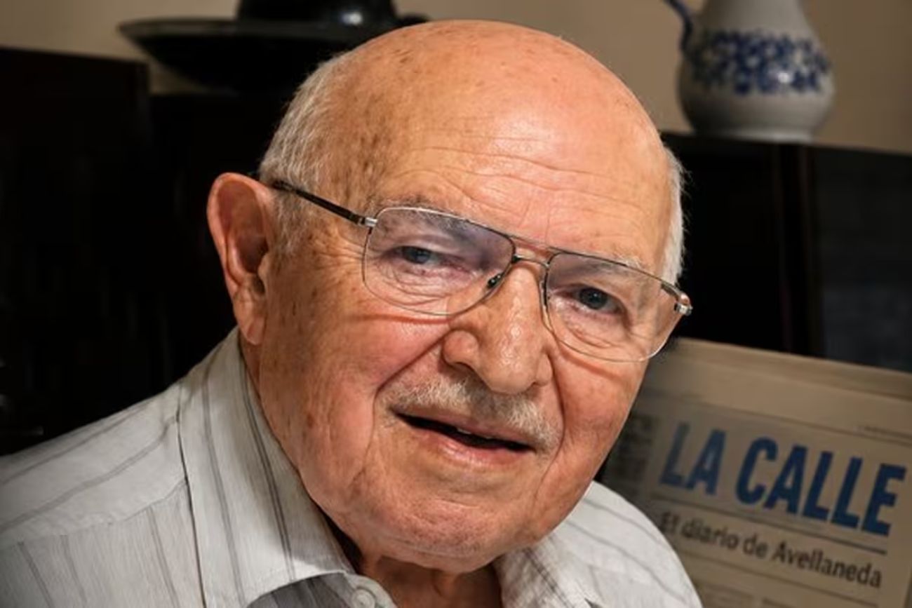 Adiós a un referente del periodismo: falleció Néstor Santos, el director del diario La Calle, de Avellaneda