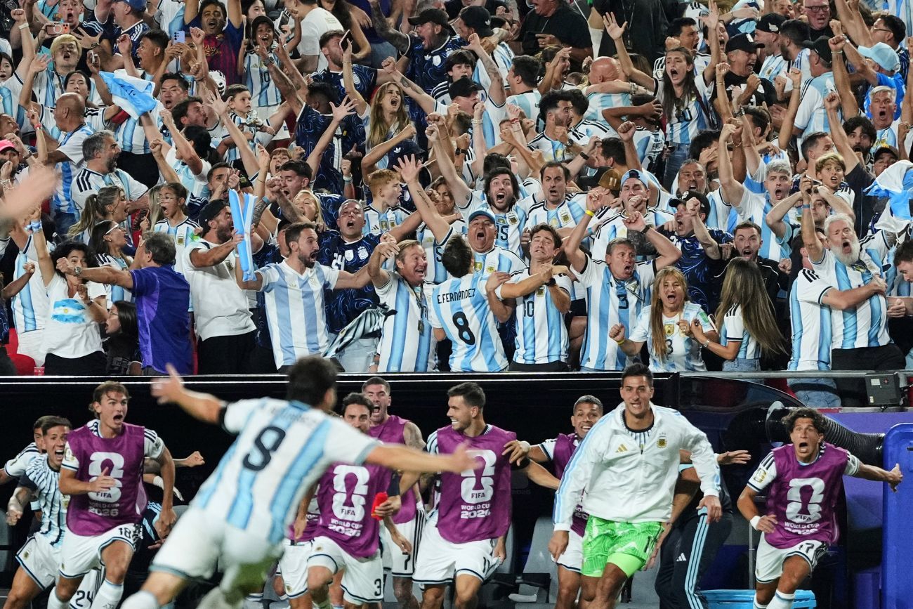 Julián le regaló otra vida a Messi y Argentina sobrevivió a otro drama para meterse en semifinales