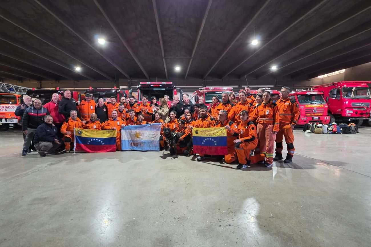 El emocionante recibimiento a una rescatista cordobesa tras la misión en Venezuela por los terremotos