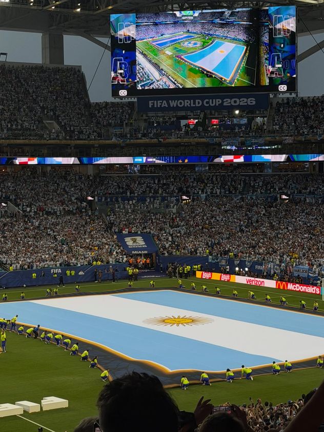 Fotografías que publicó Tini de su paso por el Mundial 2026.