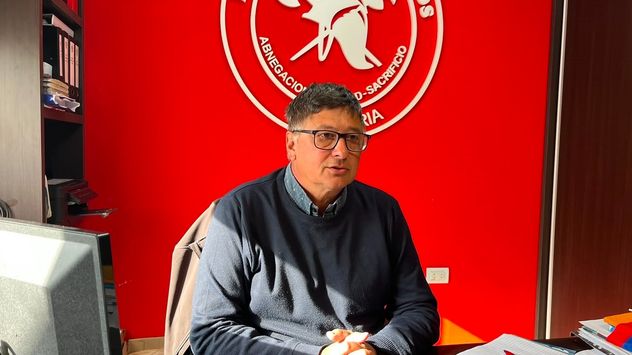 Gustavo Nicola, jefe de la delegación cordobesa y jefe del cuerpo de bomberos de Villa María relató la odisea vivida en lo operativo y en lo ambiental.
