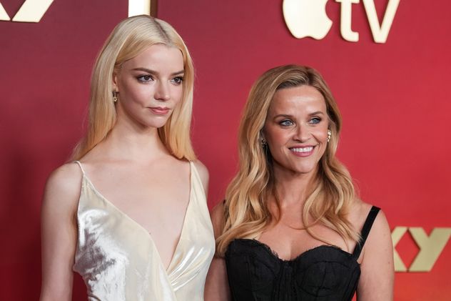 Anya Taylor-Joy con Reese Witherspoon en la avant premiere de "Lucky" este lunes 13 de junio en Los Angeles