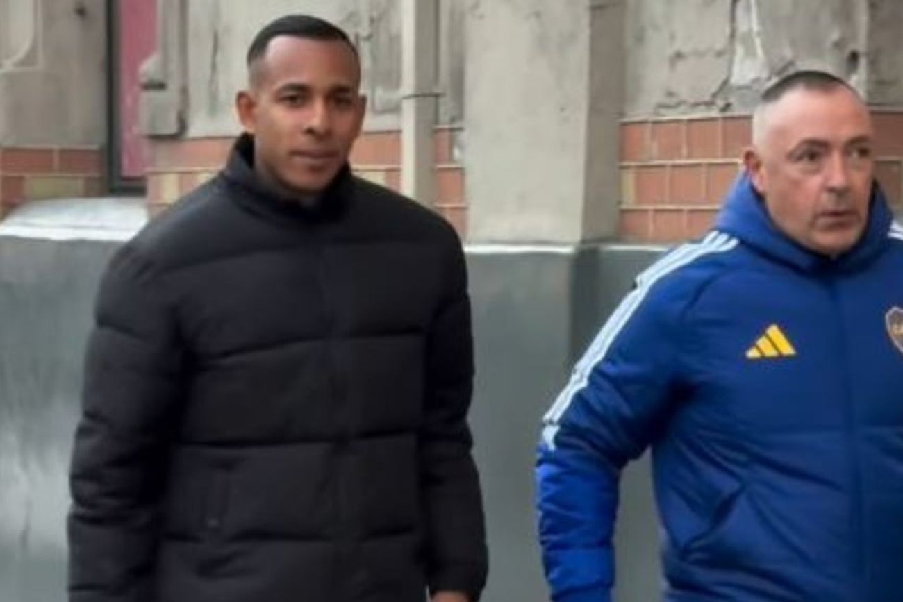 Dos colombianos para Boca: el regreso de Villa y un arquero que estuvo en el Mundial