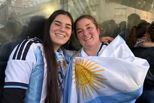 Río Cuarto. Argentina le ganó 2-1 a Inglaterra y jugará la final del Mundial ante España.
