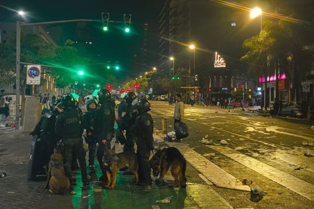 En fotos y videos: así quedó el Patio Olmos luego de los incidentes tras el festejo por el partido de Argentina
