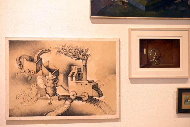 Armado de la muestra de Pablo Canedo en el Macu Unquillo.