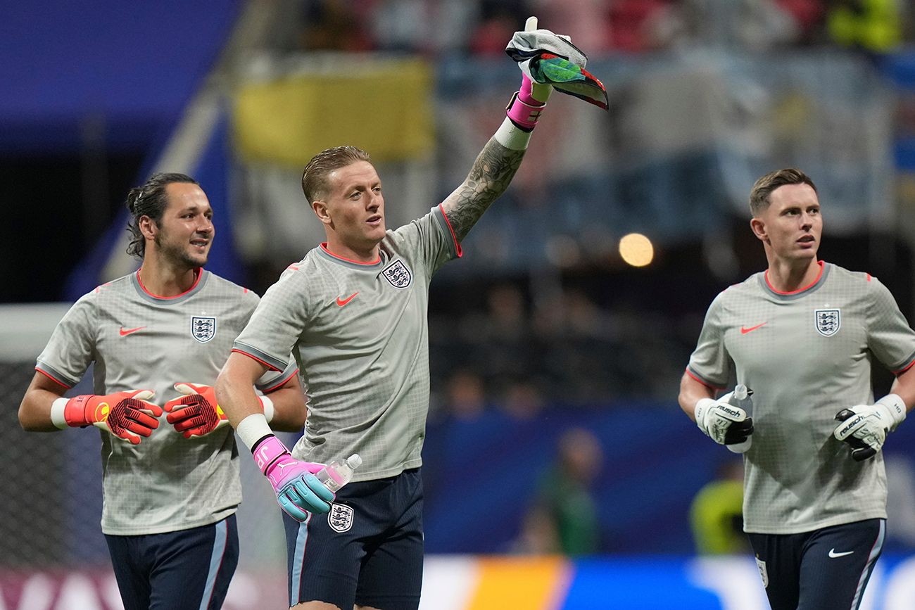 El famoso "termo machete" de Jordan Pickford pasó de ser una curiosidad del vestuario a convertirse en uno de los productos más virales que dejó el Mundial 2026.