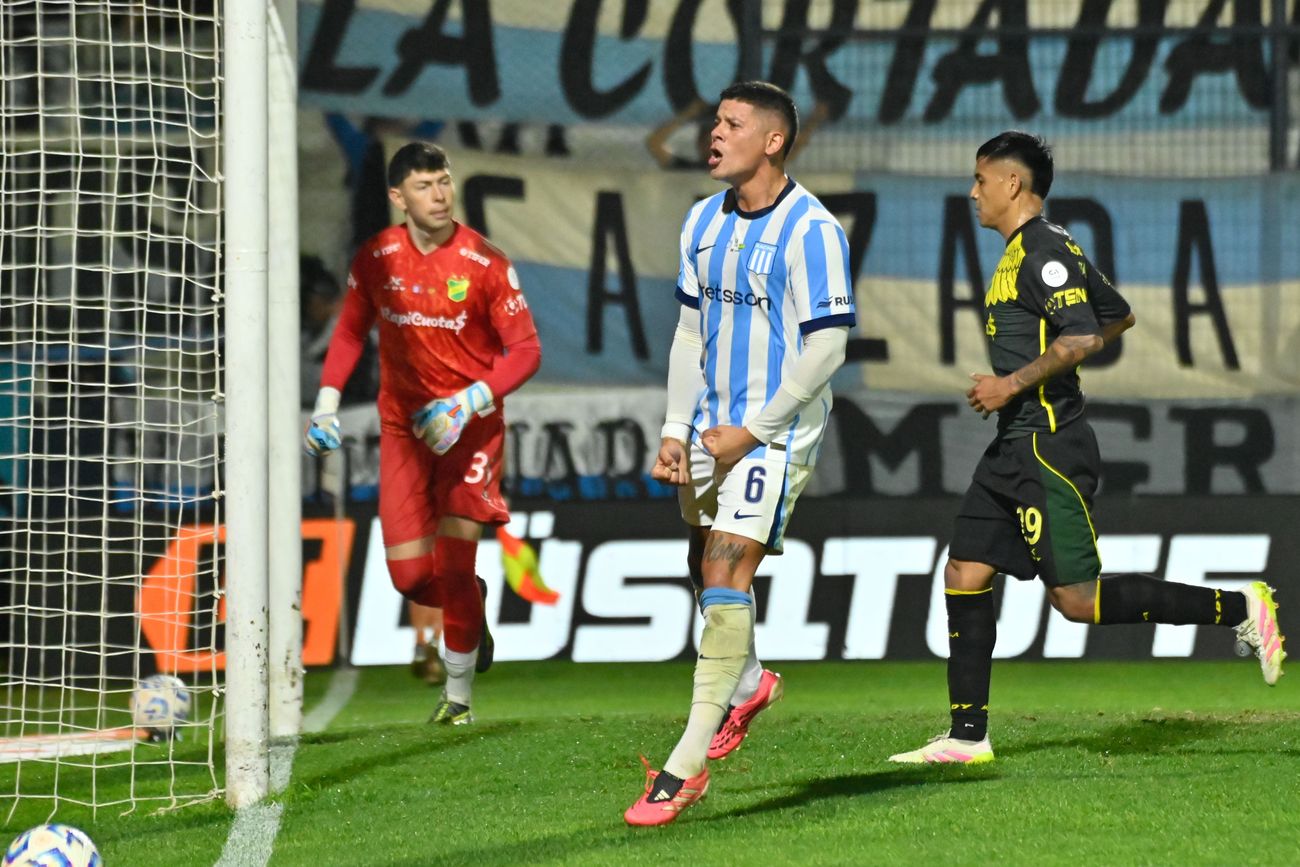 Racing vs. Defensa y Justicia por Copa Argentina.