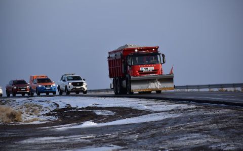 Nevadas extremas en la Patagonia y la Cordillera: desplegaron un megaoperativo para despejar rutas