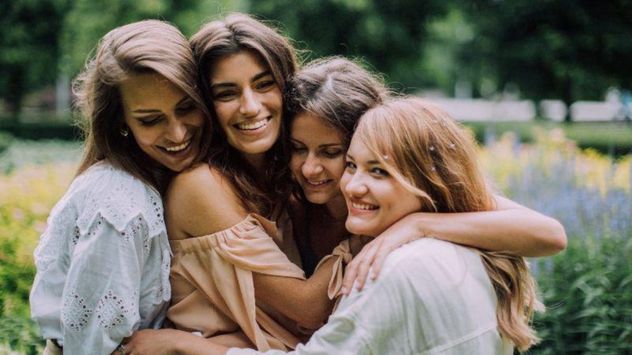 La astrología sostiene que cada signo del zodíaco tiene una forma particular de vivir la amistad y de acompañar a las personas que forman parte de su círculo más cercano.