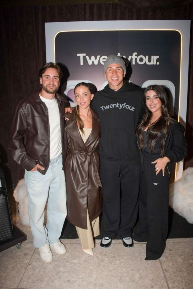 Enzo Fernández sorprendió con un nuevo negocio: así es Twentyfour, su marca de ropa familiar.