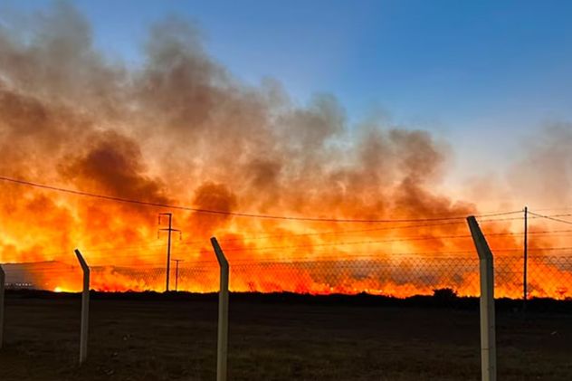 Alarma en Córdoba: incendio cerca de Docta en medio de condiciones de riesgo extremo