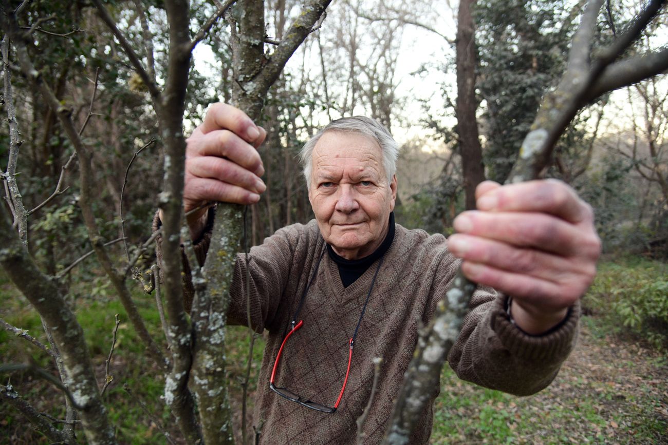 Ulf Ola Karlin ingeniero agrónomo especialista en árboles de la Argentina en su casa en Unquillo.