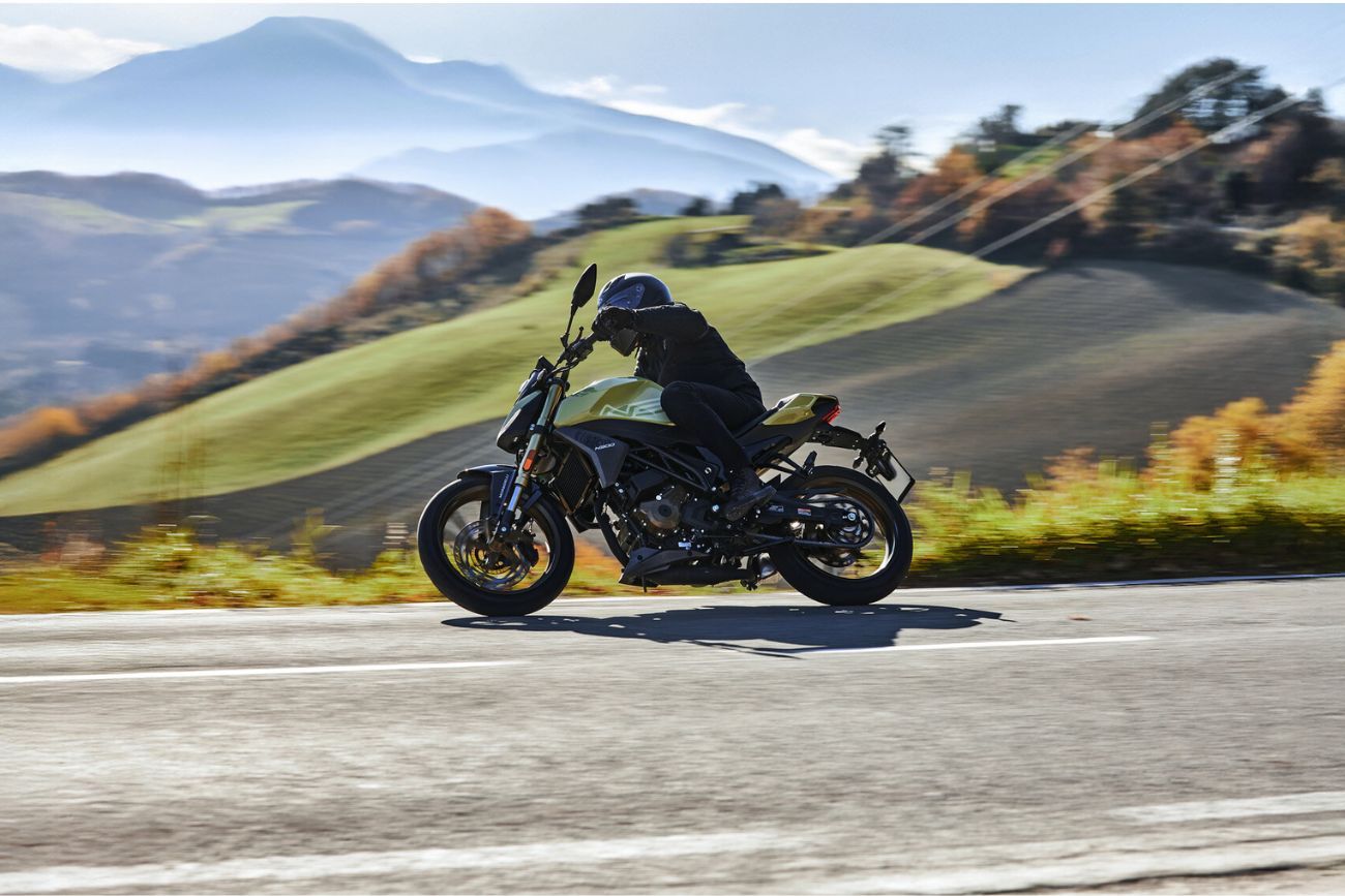 Morbidelli N300, creada para disfrutar cada camino.