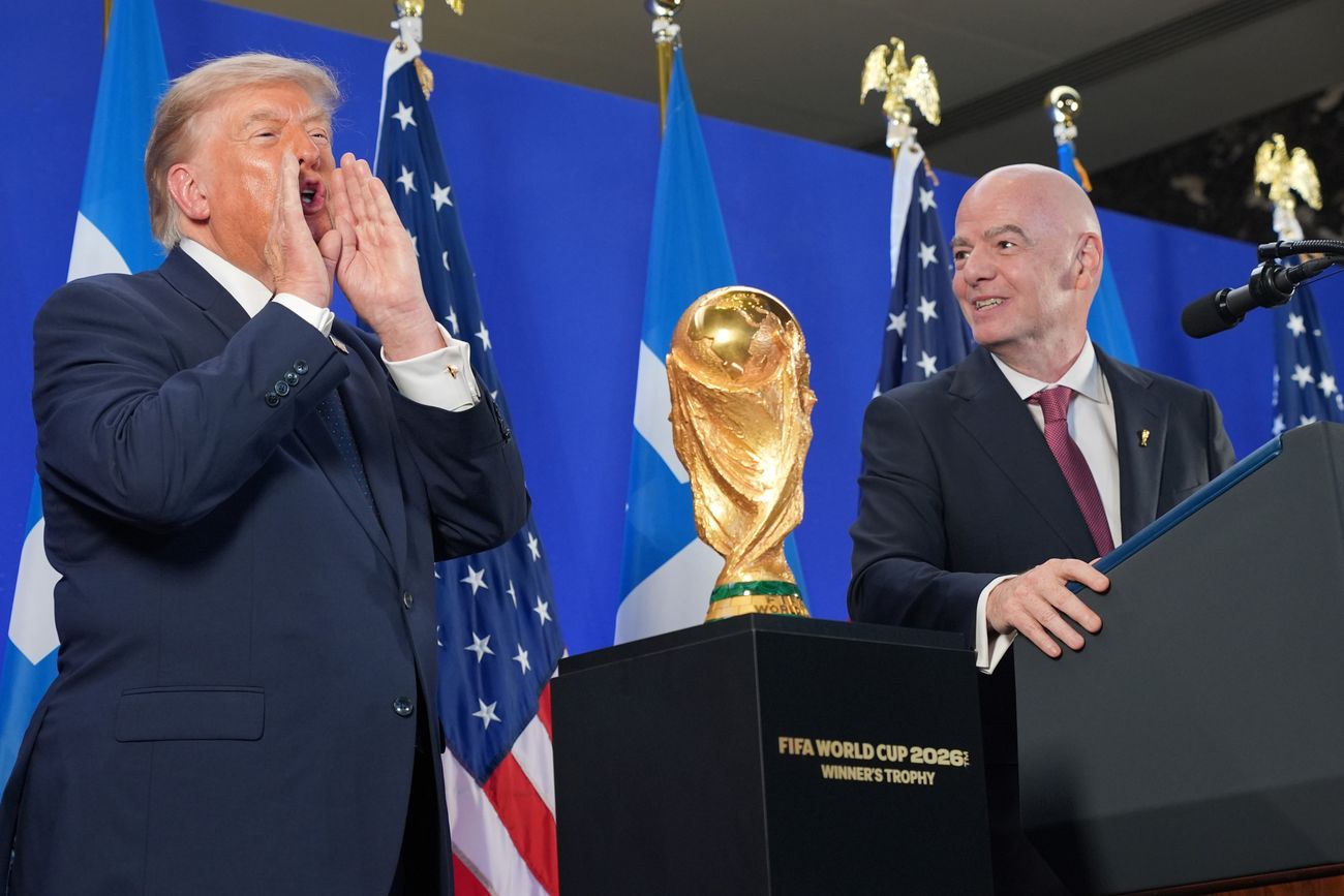 Infantino junto a Trump.