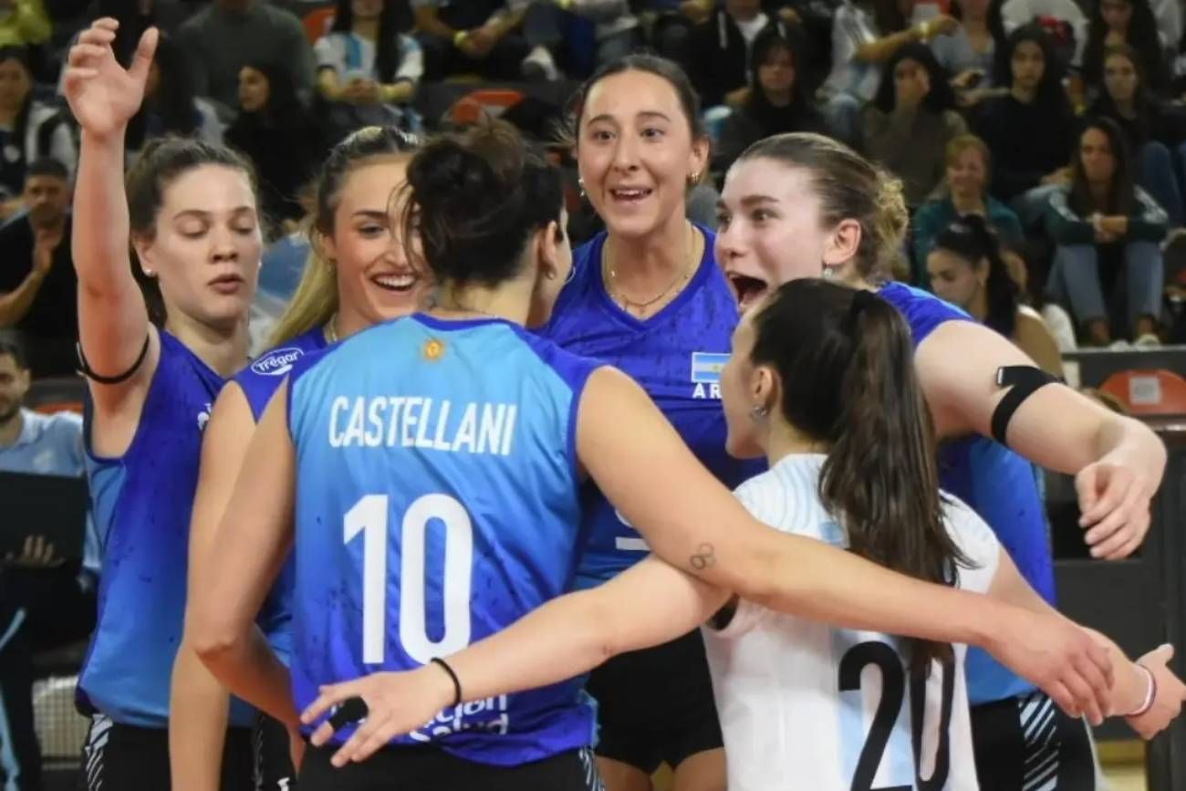 La selección argentina femenina de vóley debutó con victoria ante Chile en el triangular internacional.
