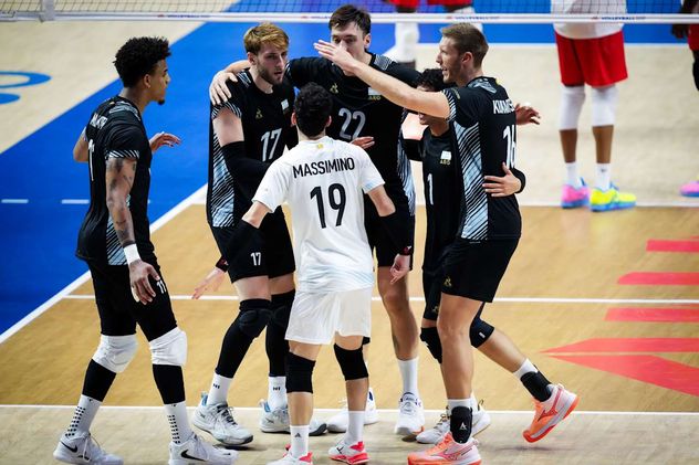 La selección argentina masculina de vóley cayó ante Cuba en su segunda presentación de la tercera week de la VNL.