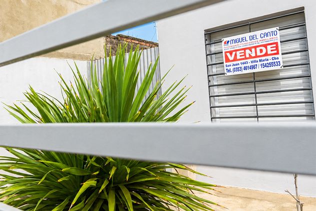Casas en venta: la oferta supera a la demanda desde hace años en todas las ciudades cordobesas.
