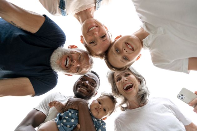 Baby Boomers, Millenials y más: cómo se determinan las generaciones y cuál es la última.