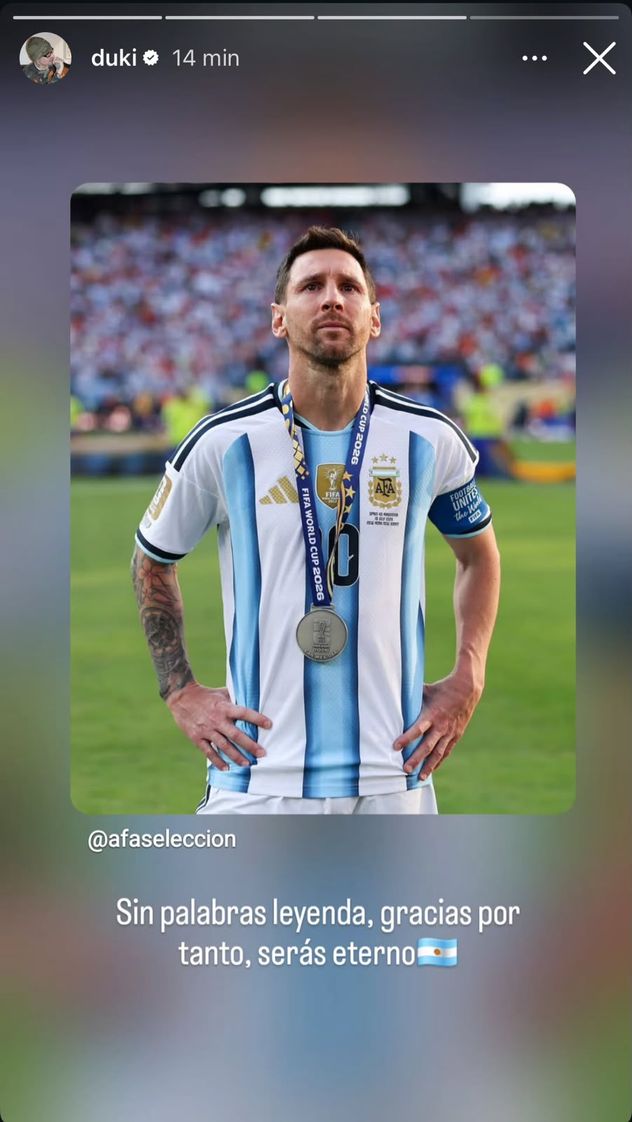 El mensaje mundialista de Duki.