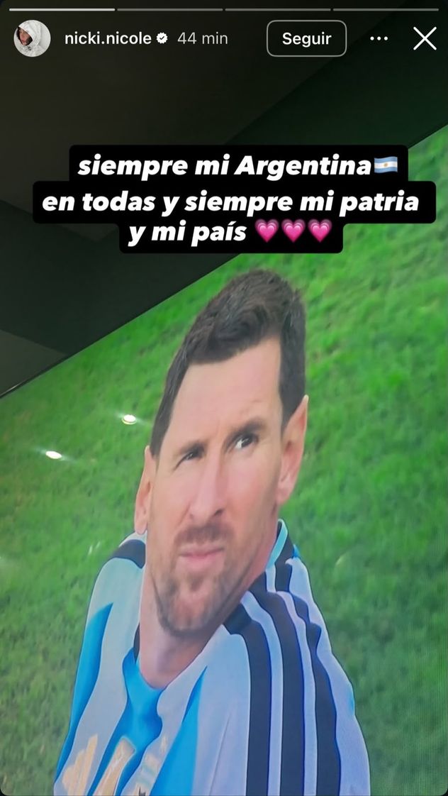 El mensaje mundialista de Nicki Nicole.