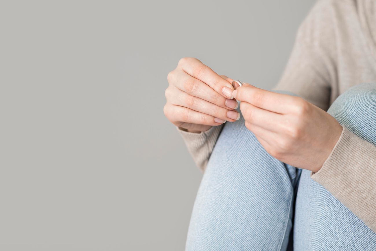 Cada vez más populares: cómo son los anillos antiansiedad.