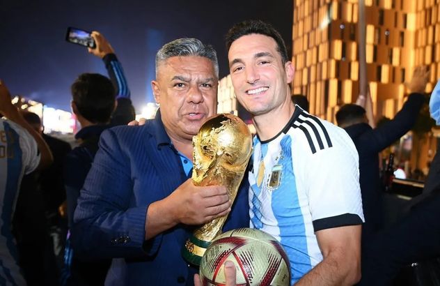 ARCHIVO | Chiqui Tapia y Lionel Scaloni. (Prensa selección)