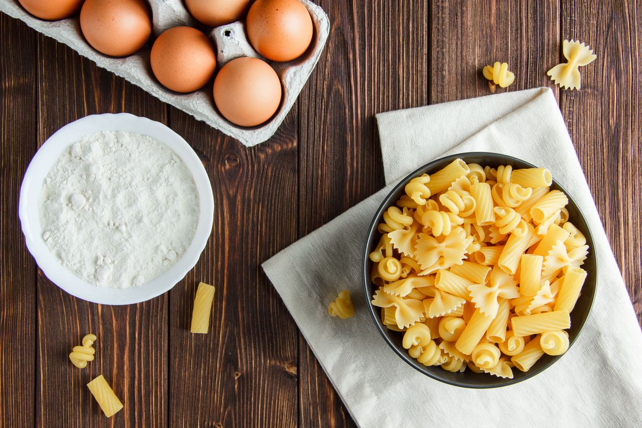 ¿Te sobraron fideos? La receta de tortilla de Jimena Monteverde para aprovecharlos.