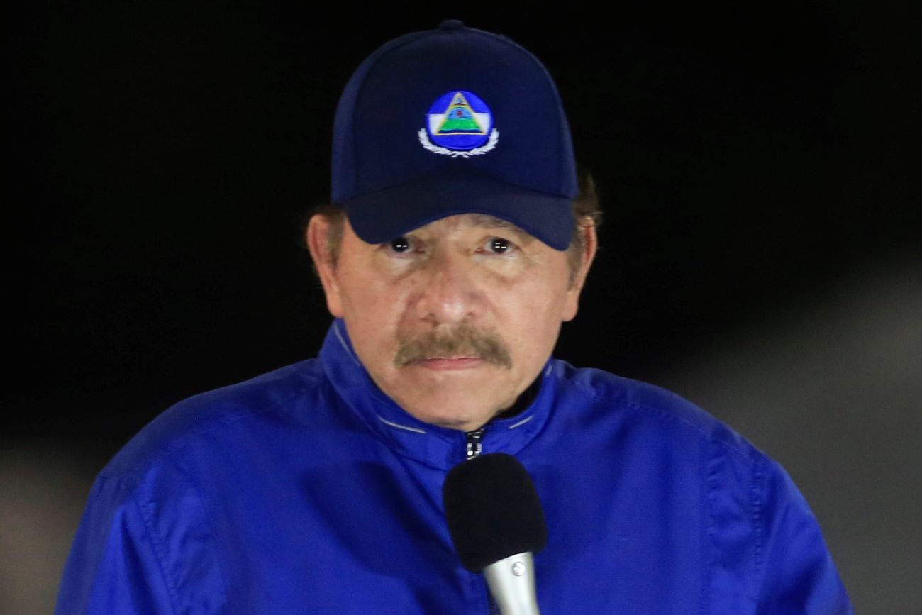 ARCHIVO - El presidente de Nicaragua, Daniel Ortega, habla durante la ceremonia de inauguración de un paso elevado en Managua, Nicaragua, el 21 de marzo de 2019.