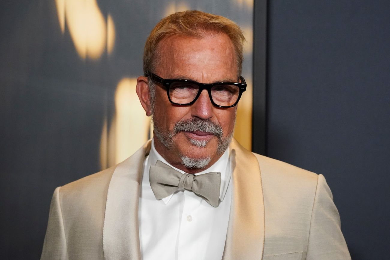 Kevin Costner llega a la 15.ª edición de los Premios de los Gobernadores el domingo 17 de noviembre de 2024 en el Ray Dolby Ballroom de Los Ángeles. (Archivo)