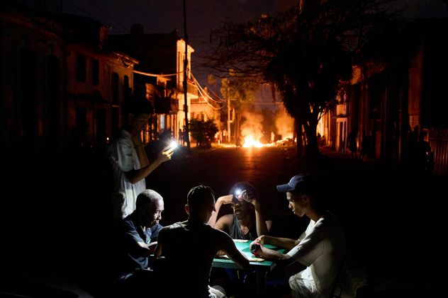 Cuba, con una crisis total.