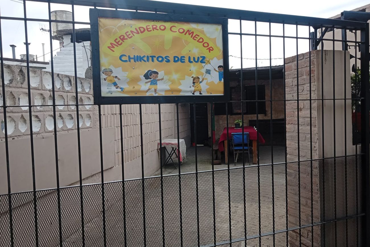 Merendero Comedor Chikitos de Luz.