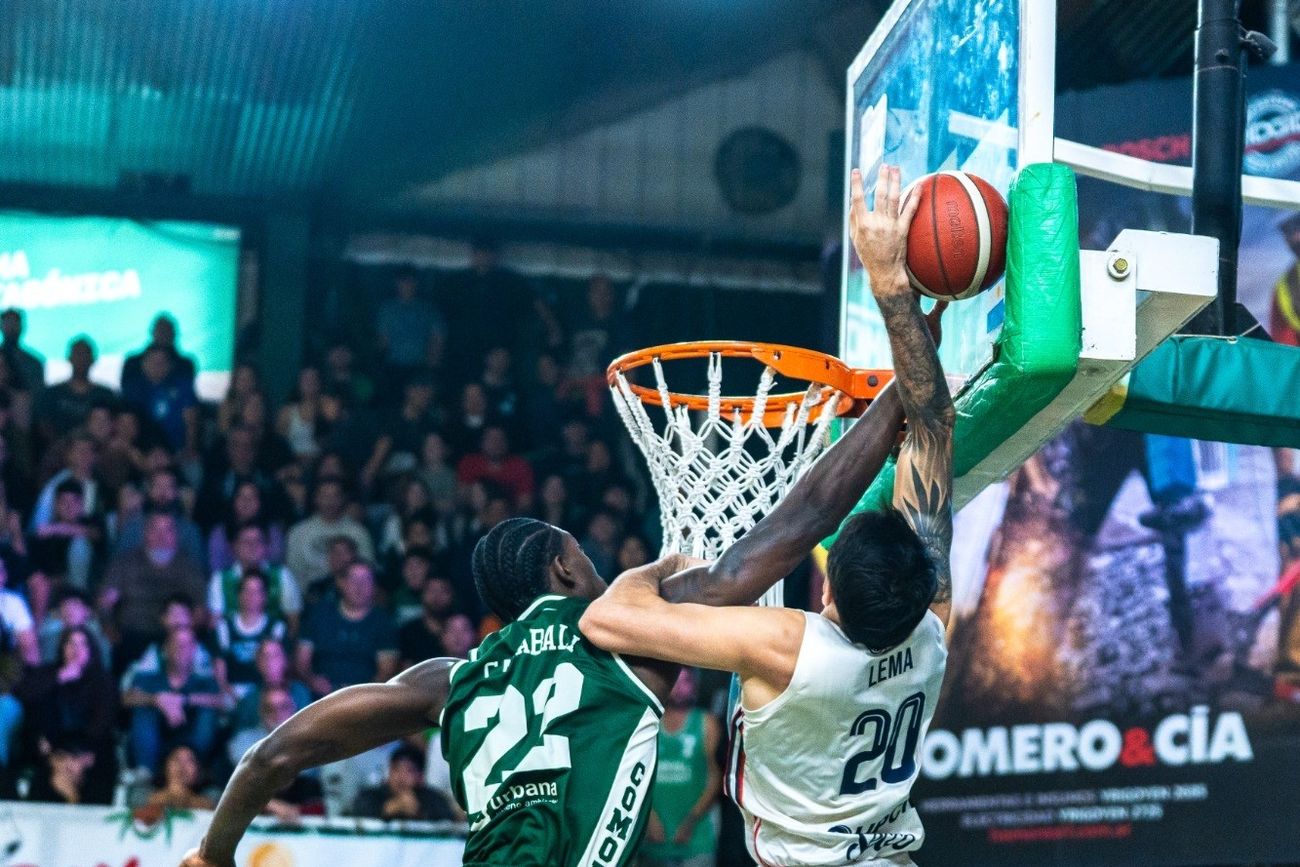 Bryan Carabalí, el mejor defensor y máximo taponador de la última Liga Nacional, campeón con Gimnasia, jugará en Atenas. (Prensa Liga Nacional)