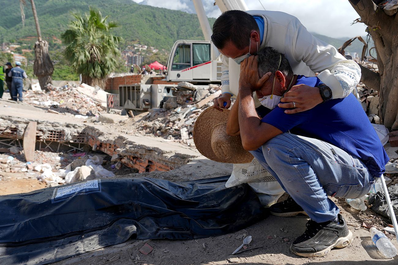 Aumenta a 5.208 el número de víctimas tras los terremotos en Venezuela.